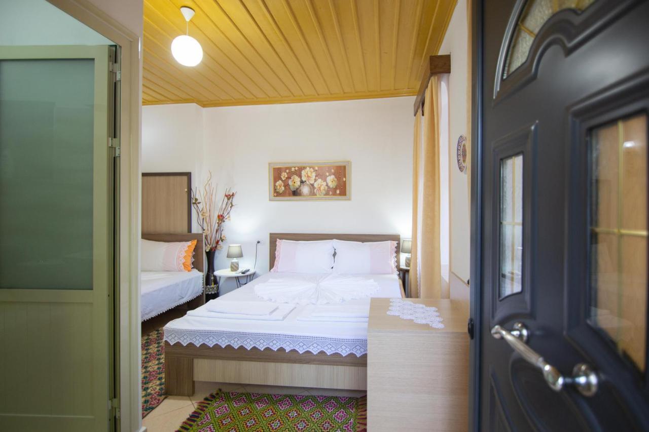 The Mosaic House - Shtepia Me Mozaik Hotel Permet Exterior photo